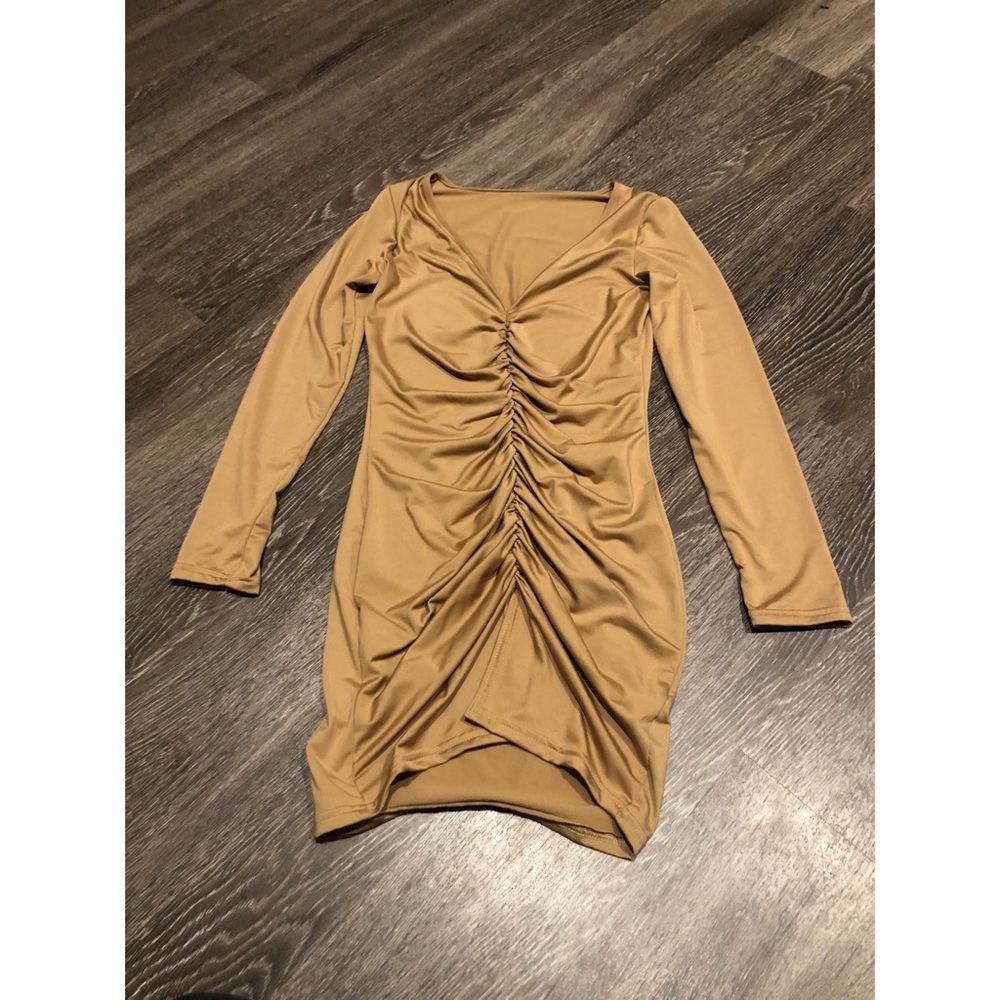 NWOT Tan dress 💕